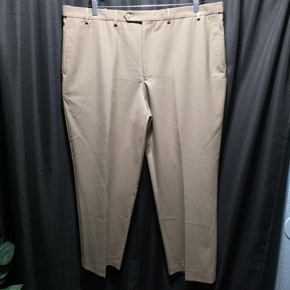 Lands' End Traditional Fit Men's Expandable Waist‎ 44x28.5 Quality Khakis Pants